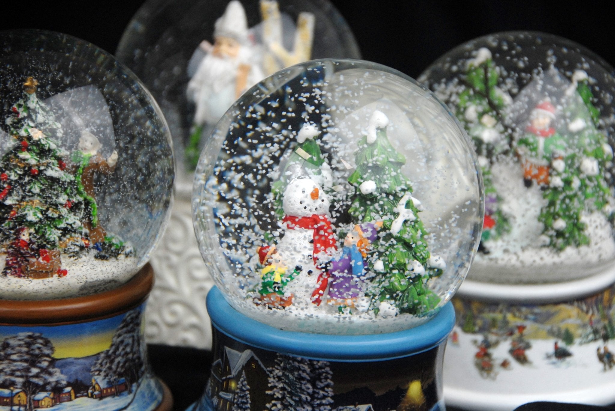 Nostalgie & Vintage Besondere Schneekugeln Schneekugelhaus