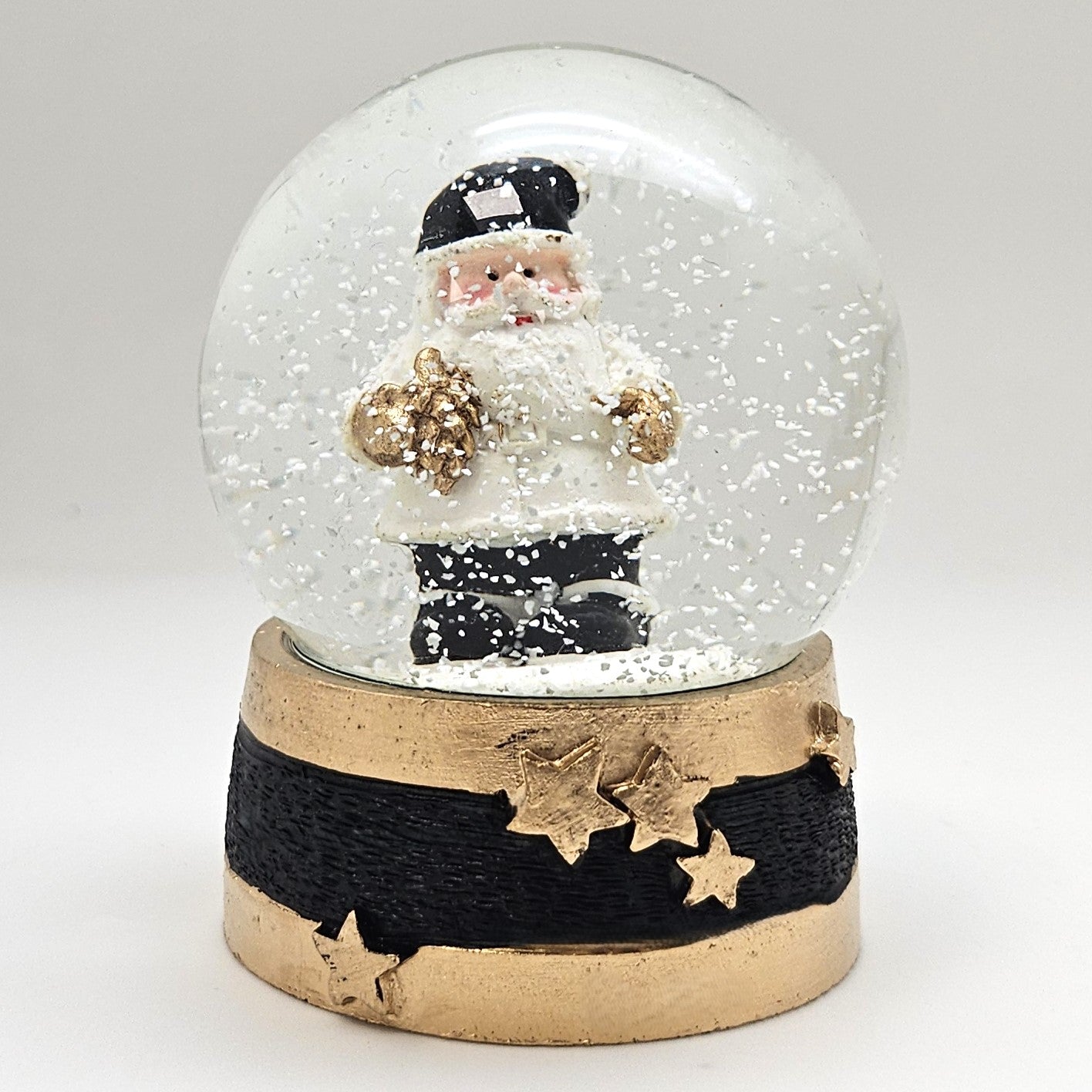 Adventspaket schwarz weiß gold Weihnachtsmann mit 4 Schneekugeln in zwei Größen - Schneekugelhaus