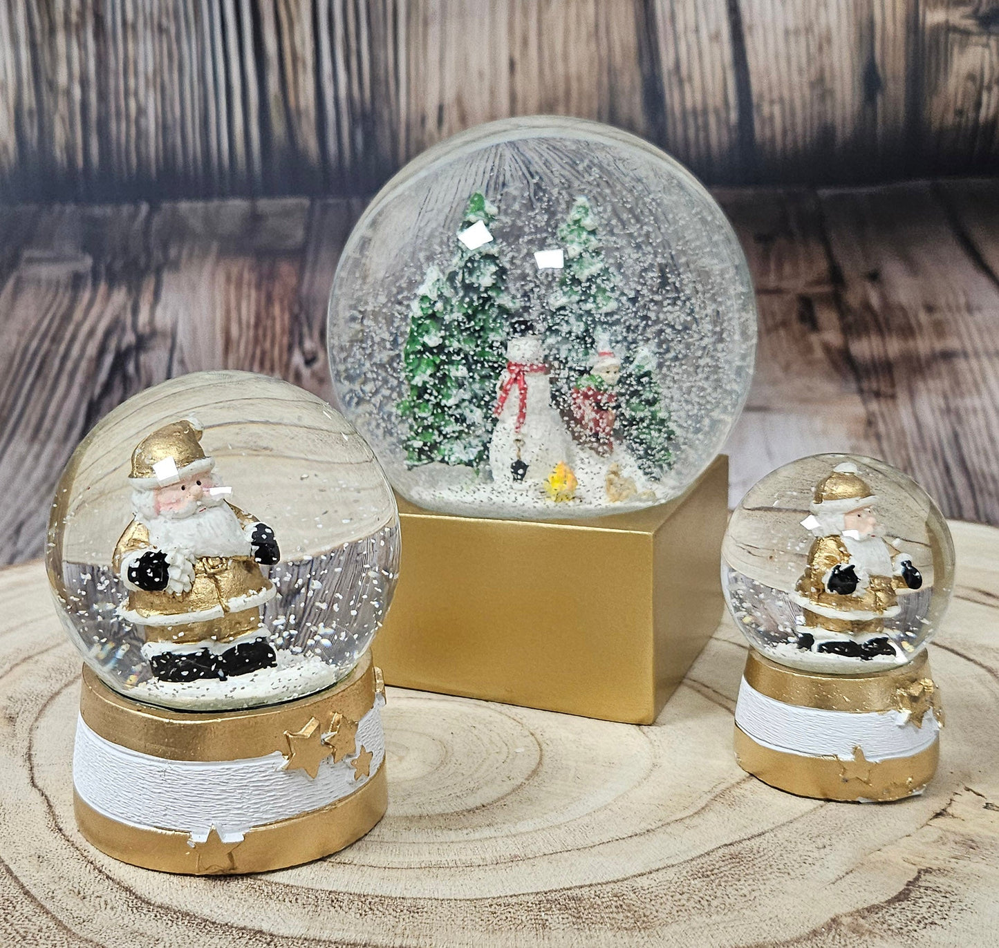 Dekopaket - Schneemann weiß gold mit 3 Schneekugeln in mehreren Größen - Schneekugelhaus