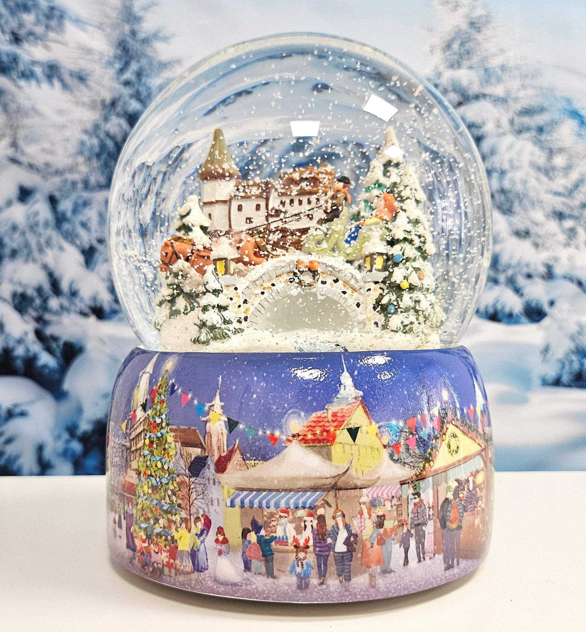 Mega Schneekugel Historische Kutschfahrt zum Weihnachtsmarkt - Musikspieluhr Winter Wonderland - Schneekugelhaus