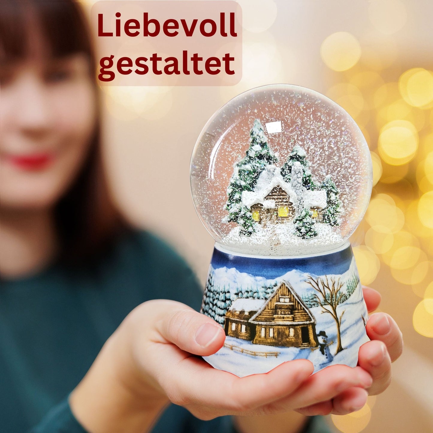 Nostalgische Schneekugel Verschneite Winterhütte auf Winterlandschaft mittelblau 100 mm Durchmesser mit Spieluhr - Schneekugelhaus