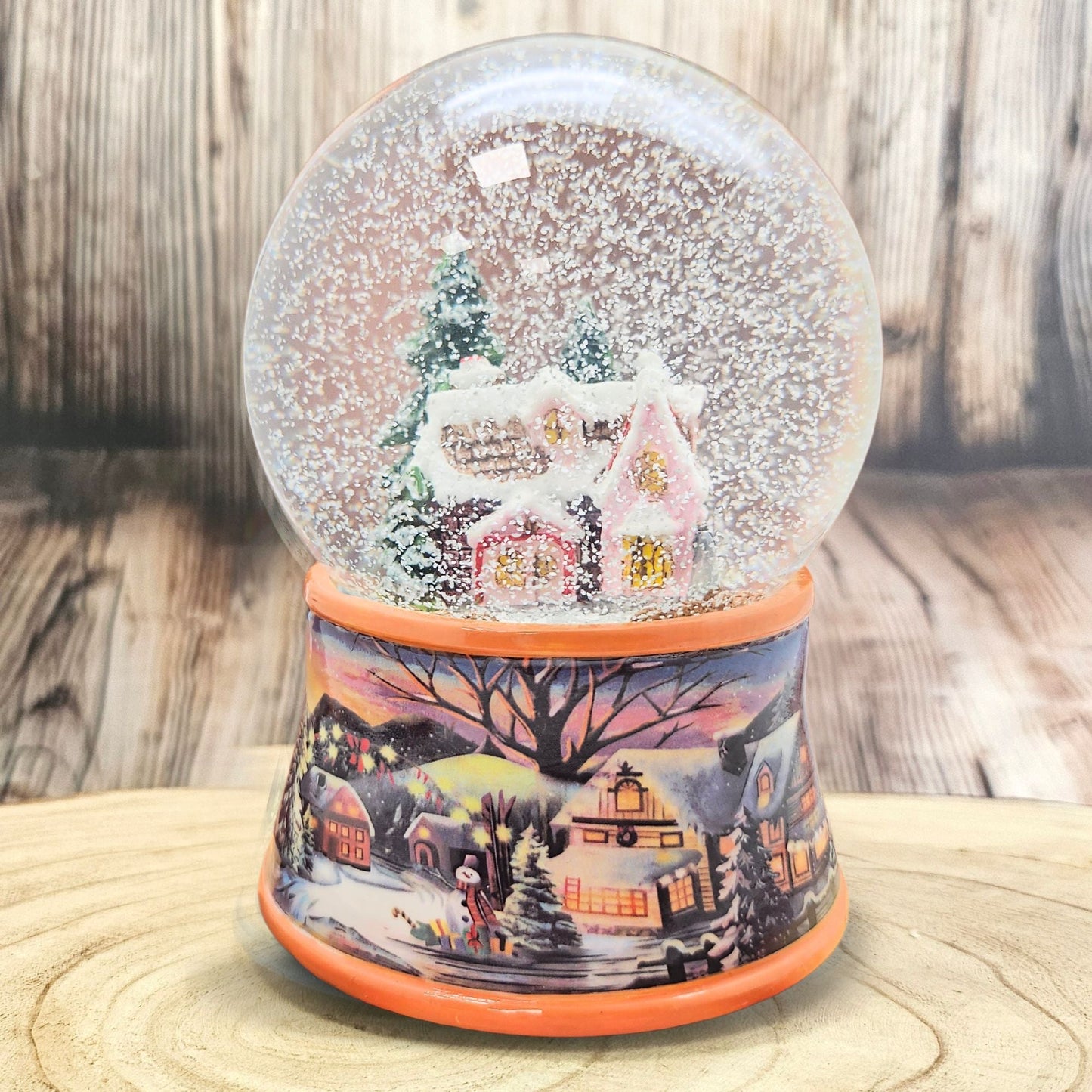 Nostalgische Schneekugel Zuckerbäckerhaus auf Sockel Winterlandschaft 100 mm Durchmesser mit Spieluhr - Schneekugelhaus