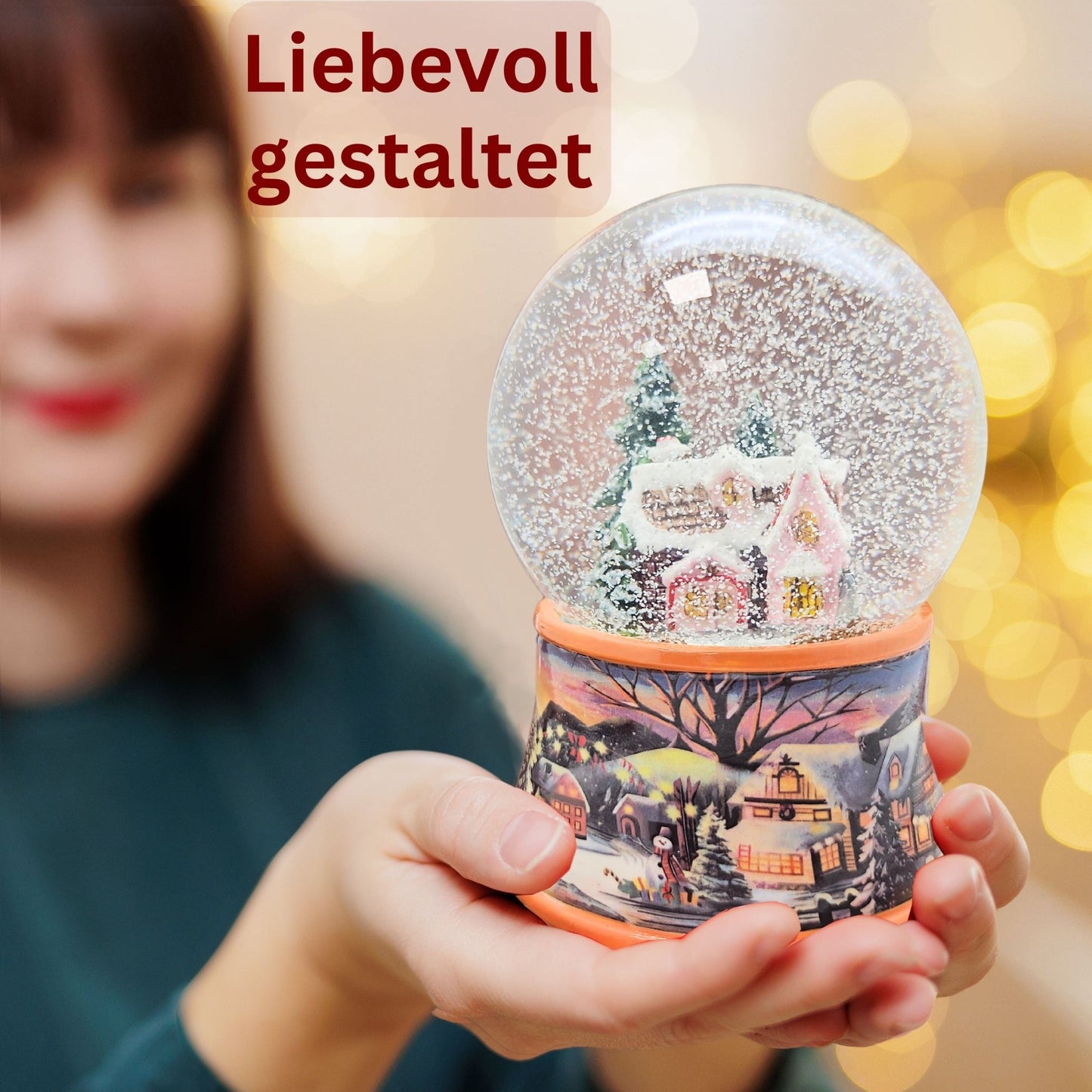 Nostalgische Schneekugel Zuckerbäckerhaus auf Sockel Winterlandschaft 100 mm Durchmesser mit Spieluhr - Schneekugelhaus
