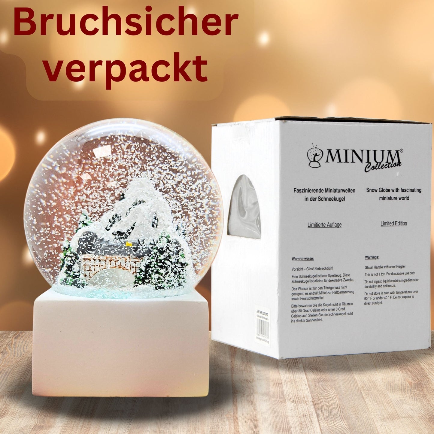 Schneekugel Berge mit Brücke auf Sockel weiß eck "PURE - Line" 10 cm Durchmesser - Schneekugelhaus