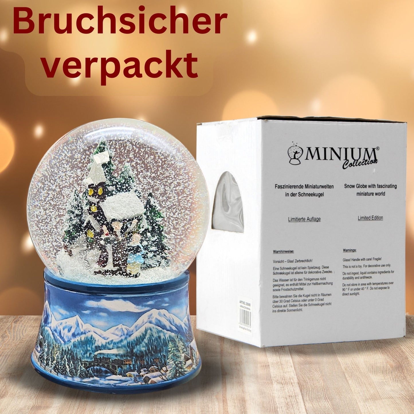 Schneekugel Romantischer Winterspaziergang auf Sockel Winterlandschaft hellblau mit Spieluhr - Schneekugelhaus