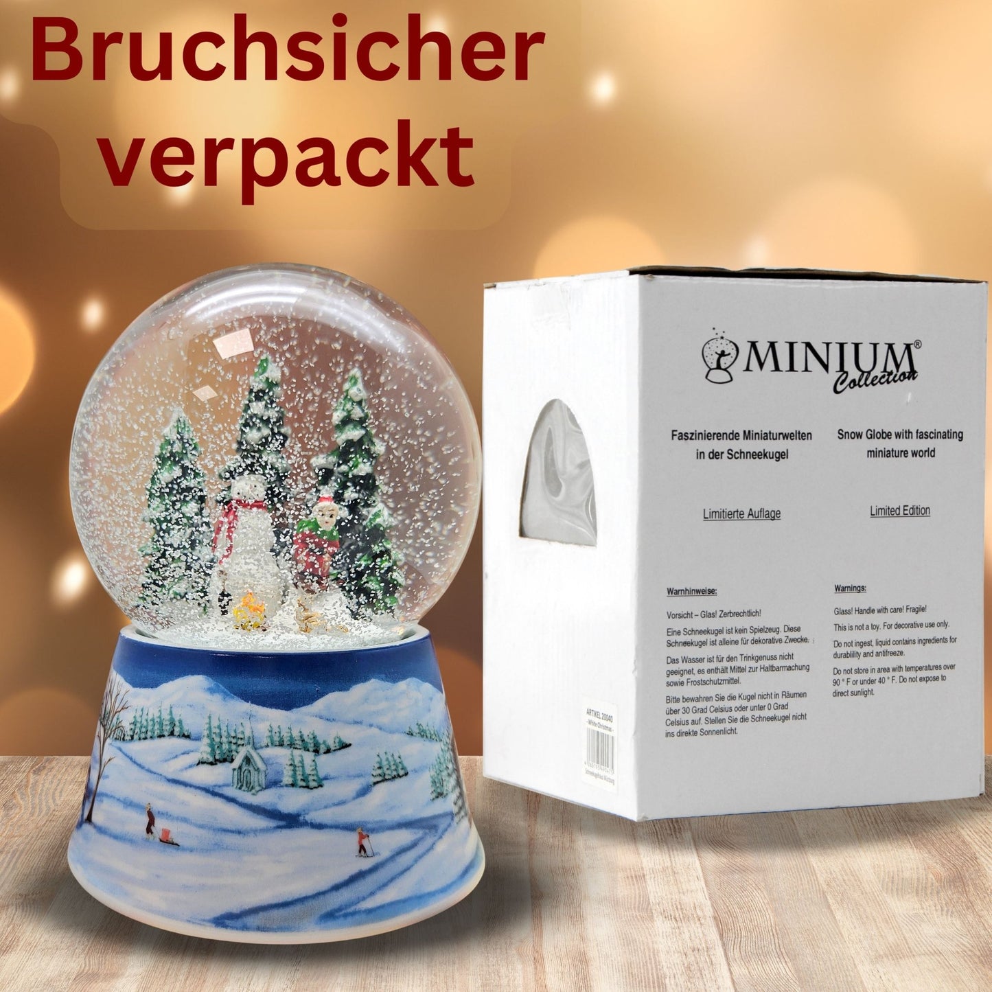 Schneekugel Schneemann bauen mit Lagerfeuer auf Sockel Winterlandschaft mit Spieluhr 10 cm Durchmesser - Schneekugelhaus