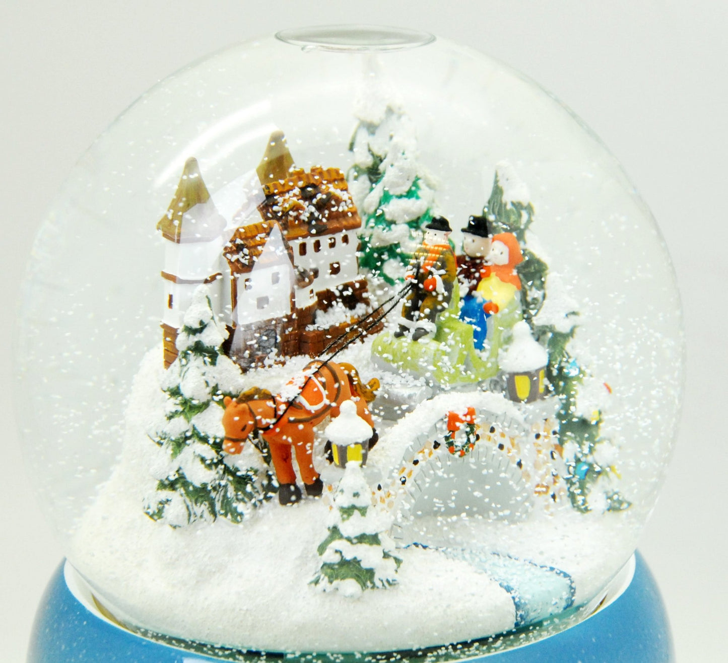 Mega Schneekugel Historische Kutschfahrt in Winterlandschaft - mit Musikspieluhr Winter Wonderland Luftblase - Schneekugelhaus