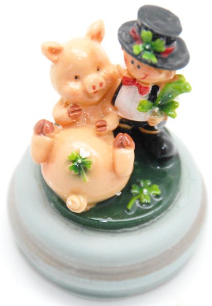 Modell für 3D-Schneekugel - lustiges Schwein mit Kaminkehrer - Schneekugelhaus