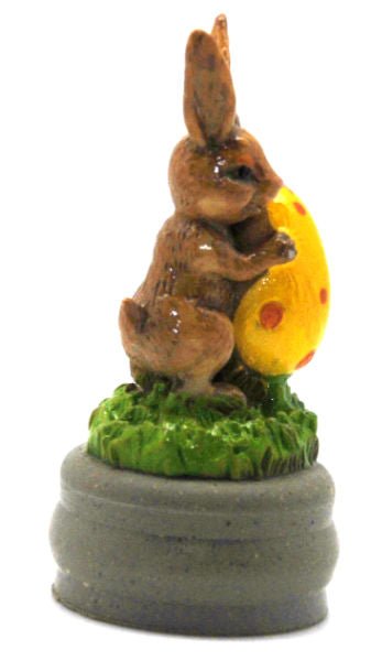 Modell für 3D-Schneekugel - Osterhase mit gelbem Ei - Schneekugelhaus