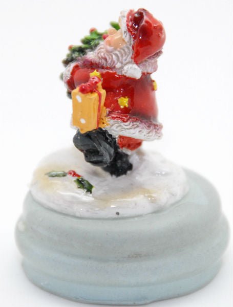 Modell für 3D-Schneekugel - Santa mit Geschenk und Tannenbaum - Schneekugelhaus