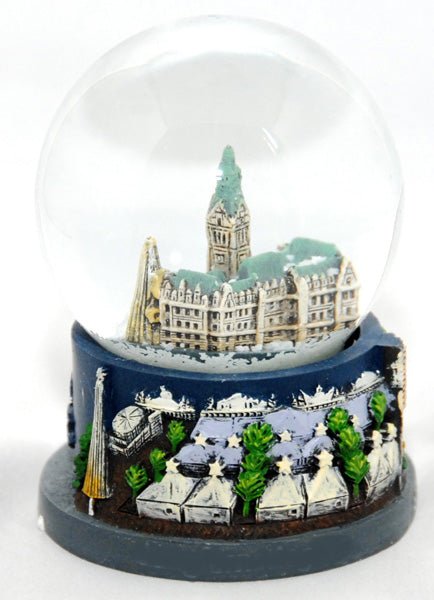 Souvenir Schneekugel Weihnachtsmarkt Hamburg - Schneekugelhaus