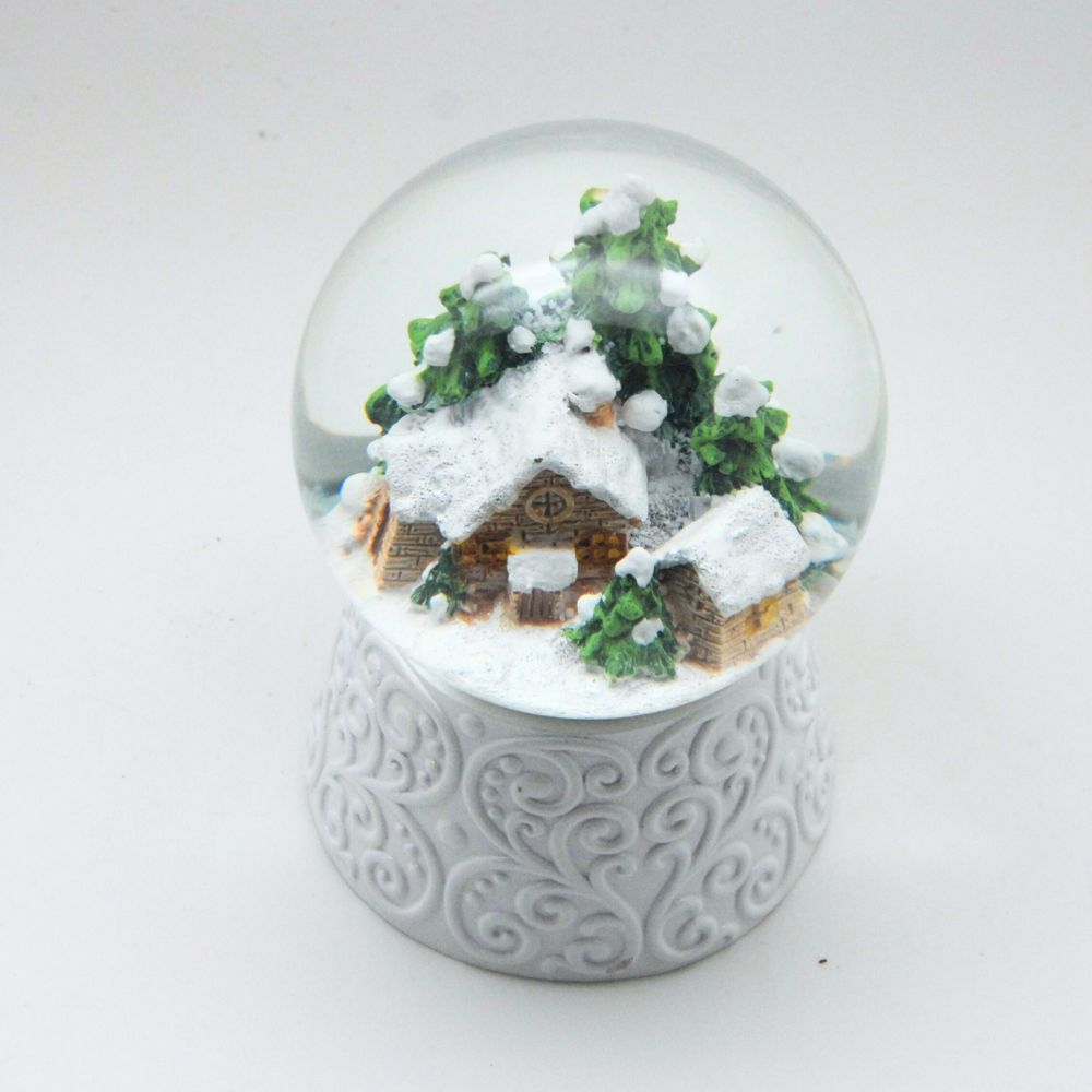 Edle Schneekugel Hüttenzauber Berghütte auf weißem Ornamentsockel 100 mm Durchmesser mit Spieluhr