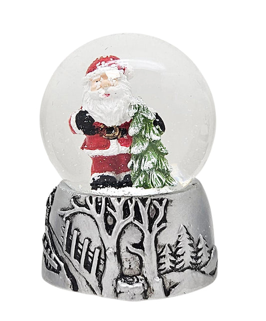 Süße Mini-Schneekugeln Weihnachtsmann mit Baum  auf Sockel antik silber Landschaft B: 45mm