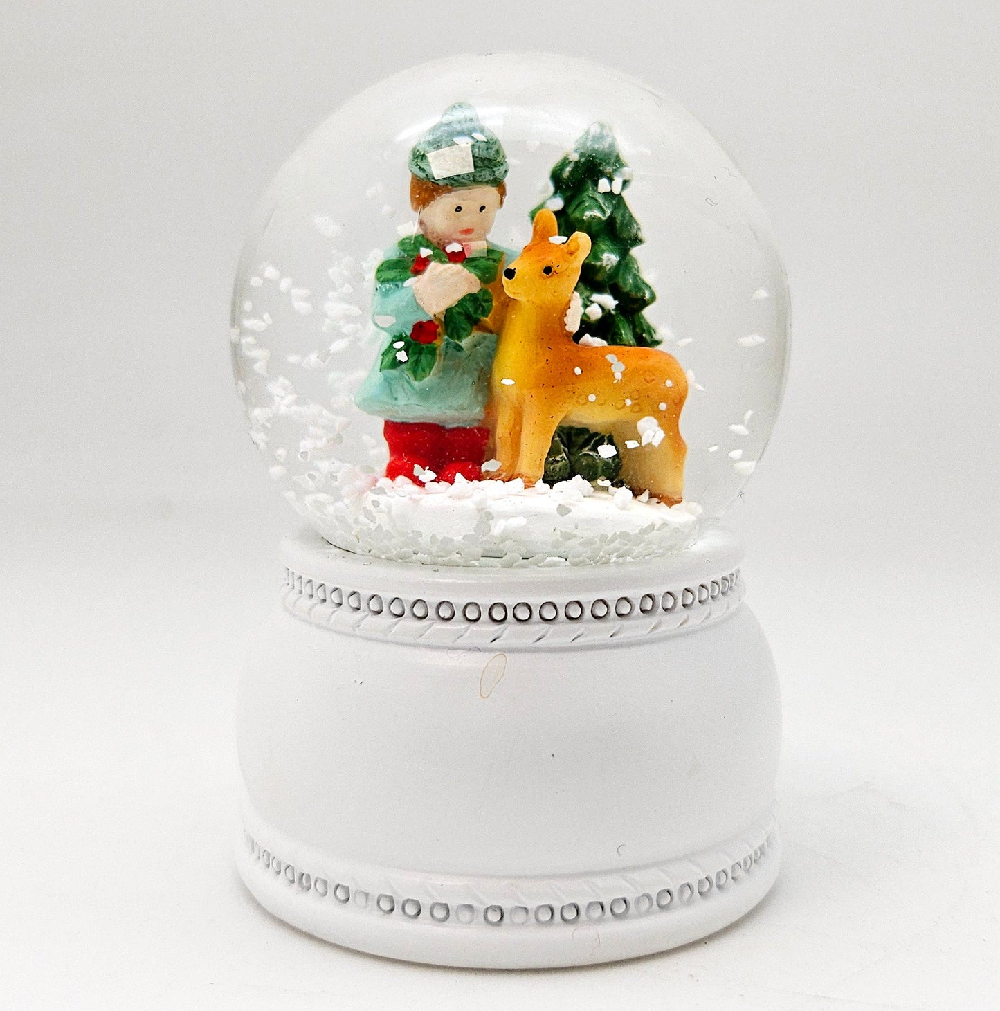4 süße Mini - Schneekugeln Winter & Weihnacht, Rehkitz mit Sockel weiß Nostalgie B: 45mm - Schneekugelhaus