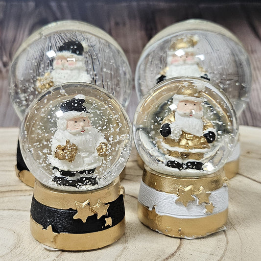 Adventspaket schwarz weiß gold Weihnachtsmann mit 4 Schneekugeln in zwei Größen - Schneekugelhaus