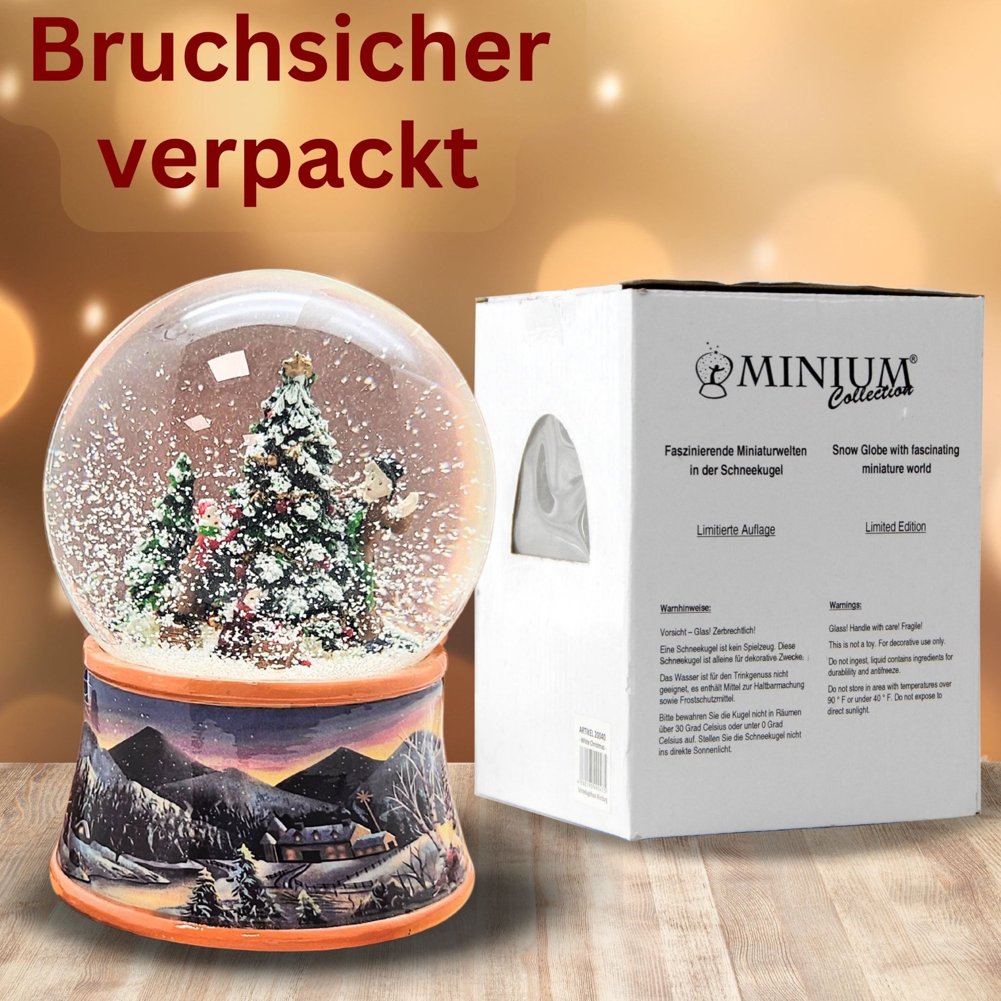 Nostalgische Schneekugel Christbaum schmücken auf Sockel Winterlandschaft ocker 100 mm Durchmesser mit Spieluhr - Schneekugelhaus