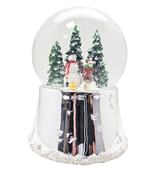Nostalgische Schneekugel Schneemann steht auf Silber Sockel mit Schneeflocken 100 mm Durchmesser mit Spieluhr - Schneekugelhaus