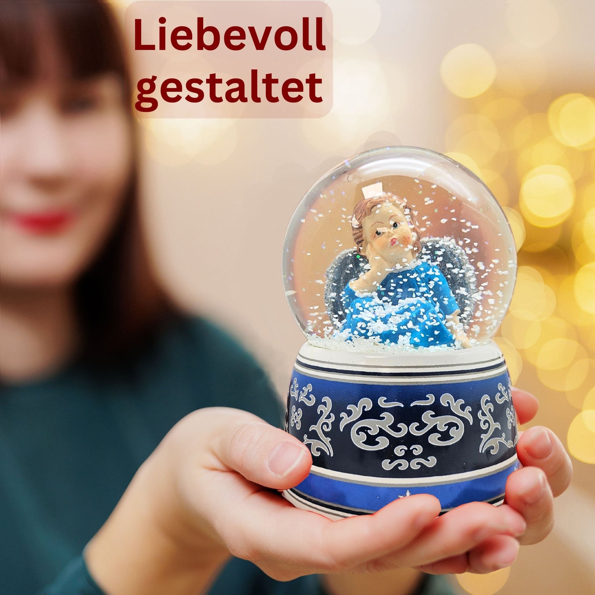 Schneekugel Engel blau mit Spieluhr Wassermusik 100 mm Durchmesser - Schneekugelhaus