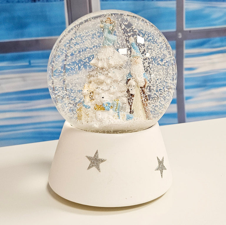 Schneekugel Weihnachtsmann mit Spieluhr, blau silber - 120 mm Durchmesser - Schneekugelhaus