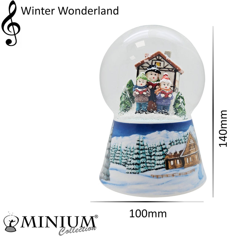 Schneekugel Weihnachtssinger vor Fachwerkhaus auf Sockel Winterlandschaft mit Spieluhr 10 cm Durchmesser - Schneekugelhaus