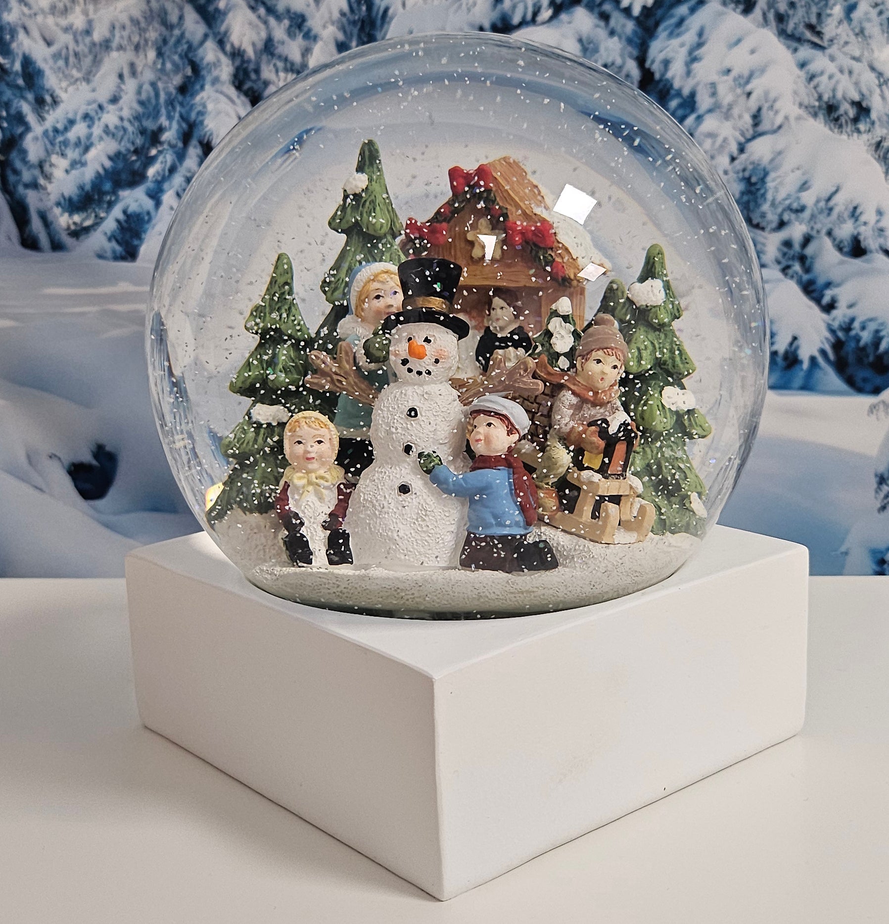 Stylische Schneekugel Megaformat Schneemann bauen Sockel weiß eck PURE - Line 15 cm Durchmesser - Schneekugelhaus