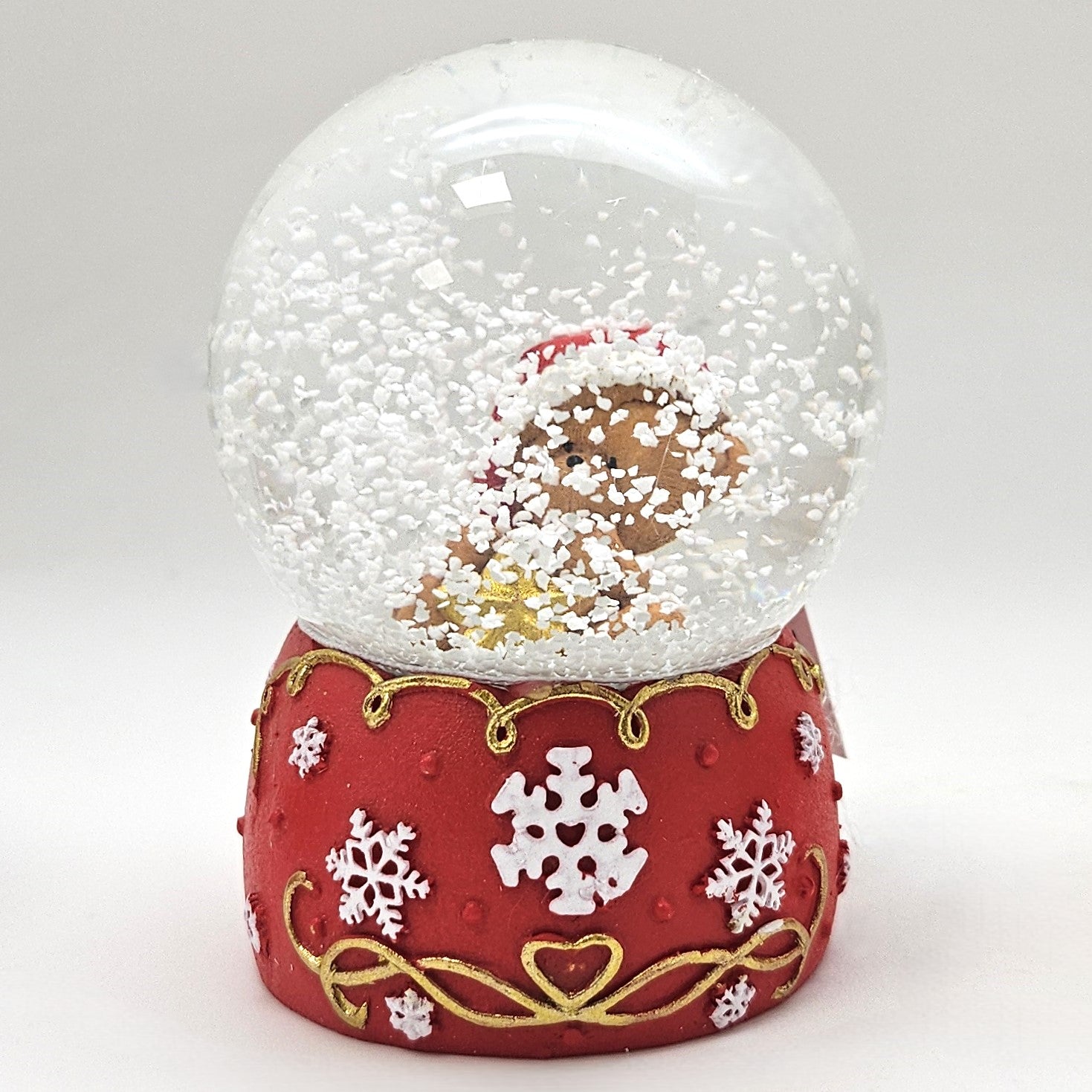Süße Schneekugel Weihnachtsteddy goldener Stern auf Sockel rot weiße Schneeflocke B: 65mm - Schneekugelhaus
