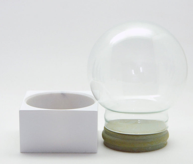 100mm Bastelset Polyresin Sockel weiß eckig mit DIY-Schneekugel - Schneekugelhaus