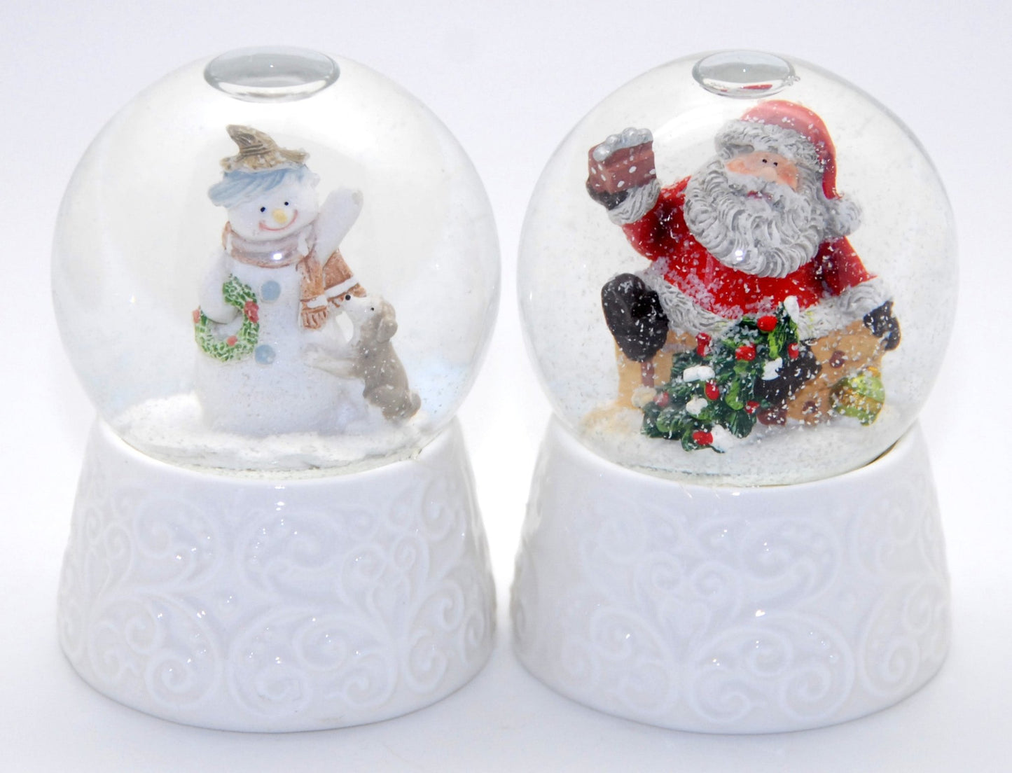 2 hochwertige Schneekugeln mit weißem Porzellansockel - Schneemann mit Hund und Weihnachtsmann 65mm Durchmesser - Luftblase - Schneekugelhaus