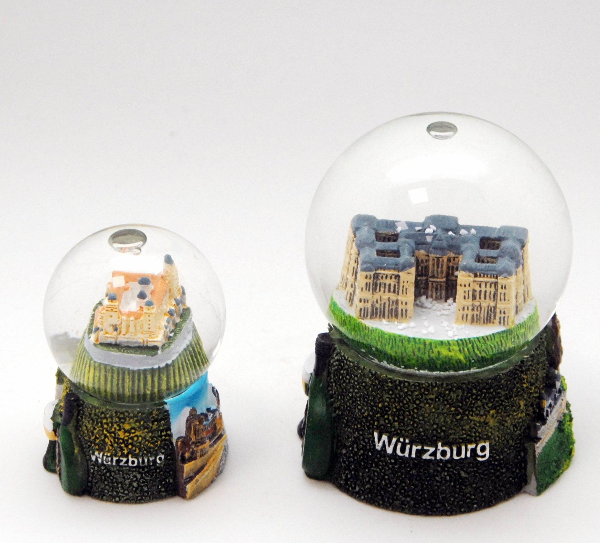 2er Set süße Souvenir-Schneekugeln Würzburg Festung Marienberg Residenz Luftblase - Schneekugelhaus