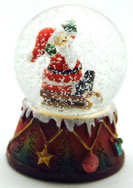 4 süße Schneekugeln Weihnachtsmann auf Schlitten 45mm - Luftblase - Schneekugelhaus
