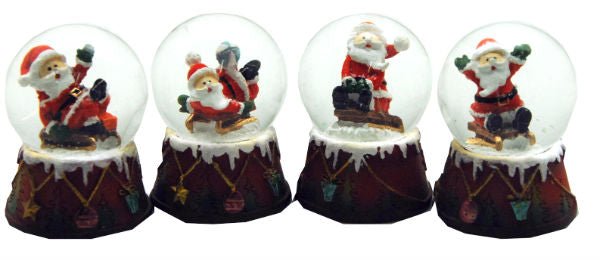 4 süße Schneekugeln Weihnachtsmann auf Schlitten 45mm - Luftblase - Schneekugelhaus
