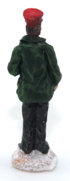 Bastel-Figur Dienstbote mit grüner Jacke für DIY Schneekugel - Schneekugelhaus