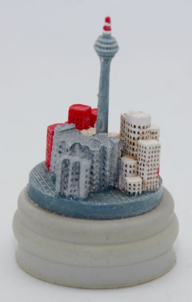Bastel-Figur Düsseldorf mit Funkturm für DIY Schneekugel - Schneekugelhaus