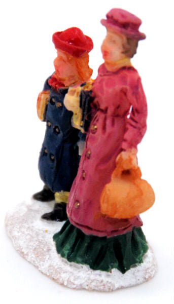 Bastel-Figur Frau mit Kind unterwegs für DIY Schneekugel - Schneekugelhaus