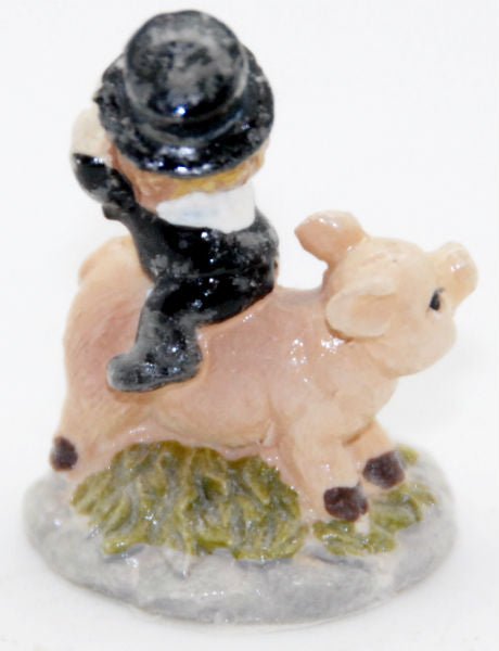 Bastelfigur Schornsteinfeger auf Schwein für DIY Schneekugel - Schneekugelhaus