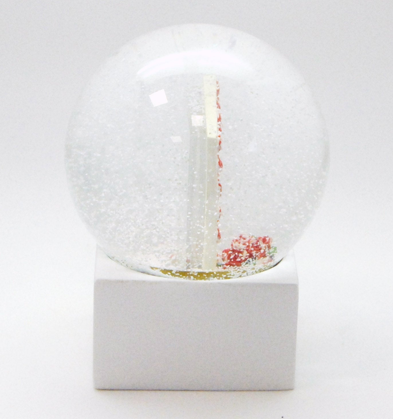 Bastelset mit 100mm Glas für DIY-Schneekugel mit Fotoeinsatz Bilderrahmen Rosen mit Polyresin-Sockel weiß eckig - Schneekugelhaus