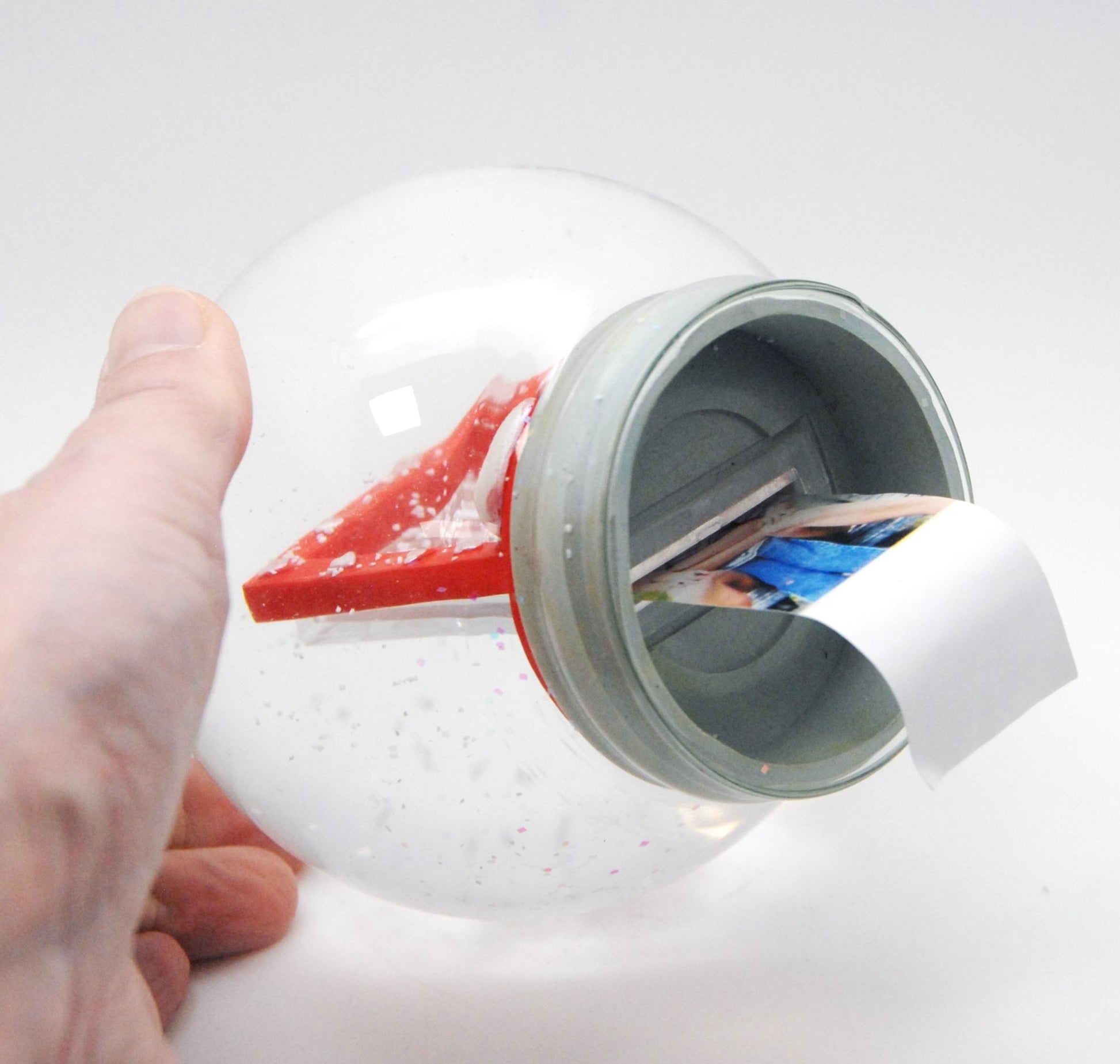 Bastelset mit 100mm Glas für DIY-Schneekugel mit Fotoeinsatz Rahmen Liebe Love mit Polyresin-Sockel weiß rund - Schneekugelhaus
