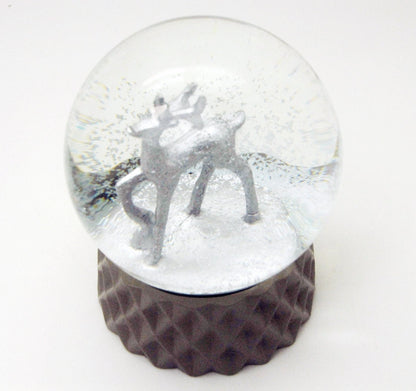 Schneekugel Hirsch silber sand farben kubisch "PURE-Line" 10 cm Durchmesser - Schneekugelhaus