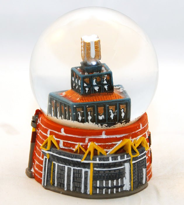Souvenirschneekugel Dortmund - Schneekugelhaus